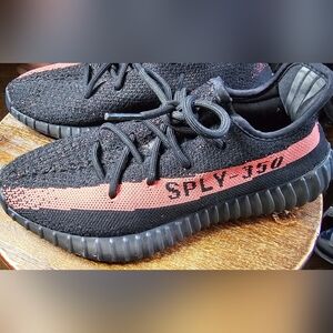 Adidas Yeezy Boost 350 V2 Core Black Red Sneakers Size 7